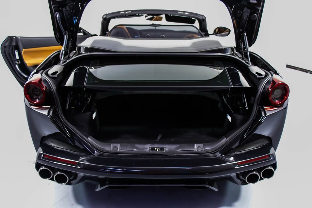 Certified 2019 Ferrari Portofino image 24