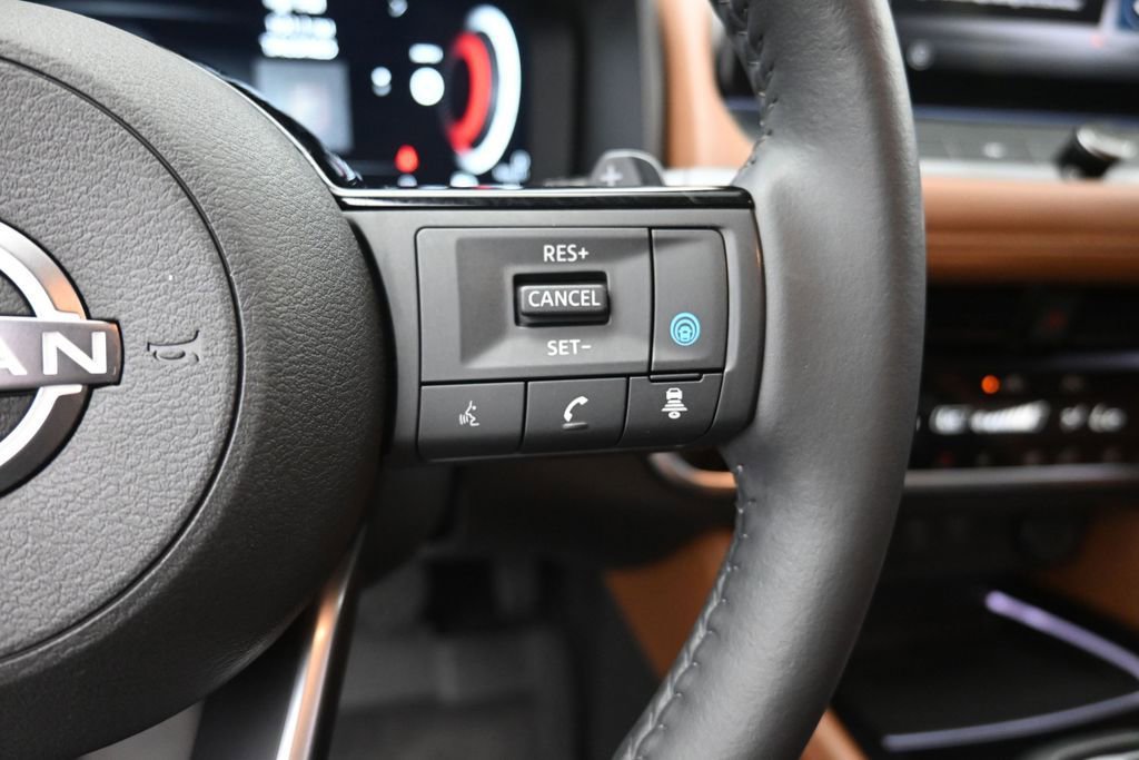 Used 2024 Nissan Rogue Platinum w/ Platinum Premium Package FWD image 30