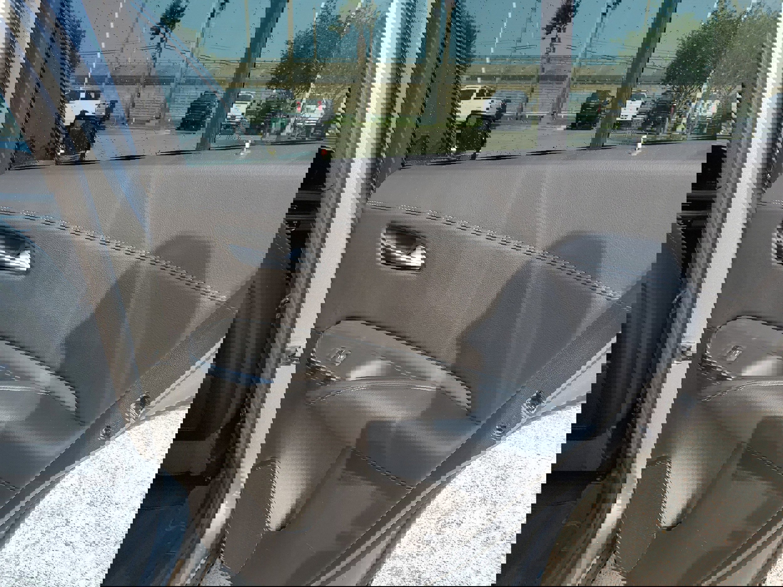 Used 2024 Cadillac XT4 Premium Luxury image 12