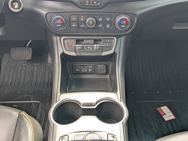 Used 2022 GMC Terrain AT4 w/ LPO, Floor Liner Package AWD/4WD image 21