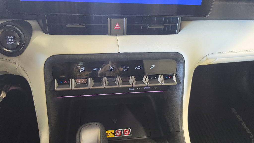 New 2026 Lexus IS 350 F Sport w/ Technology Package AWD/4WD image 27