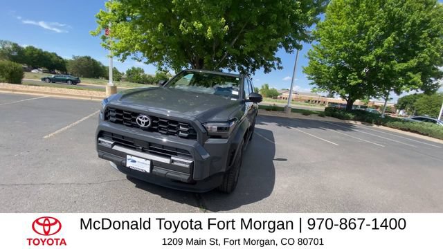 Used 2025 Toyota 4Runner TRD Off-Road Premium AWD/4WD image 2