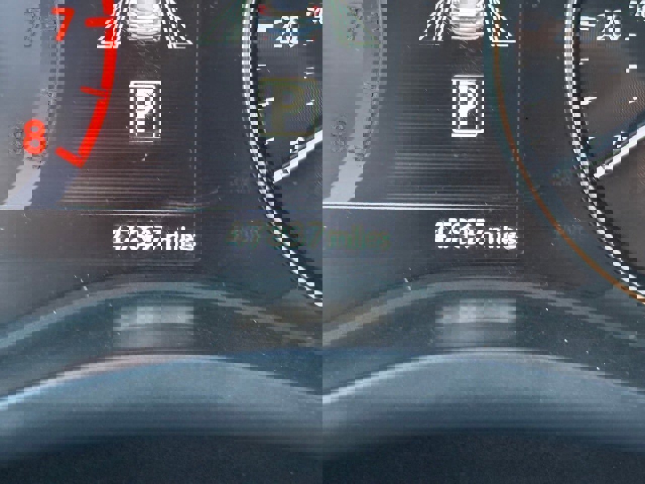 Certified 2023 Nissan Kicks SR w/ Exterior Package image 19