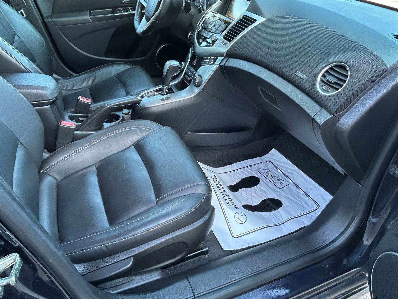 Used 2014 Chevrolet Cruze LTZ w/ Sun, Sound and Sport Package FWD image 12