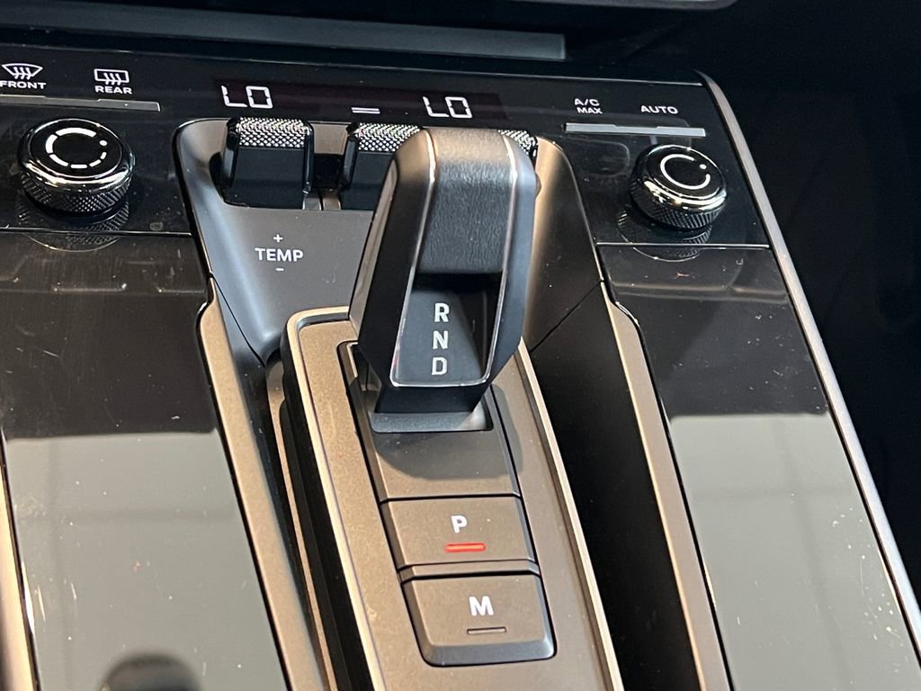 Used 2023 Porsche 911 Carrera image 20