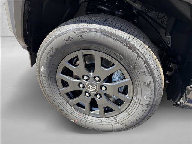 New 2026 Toyota 4Runner SR5 AWD/4WD image 16