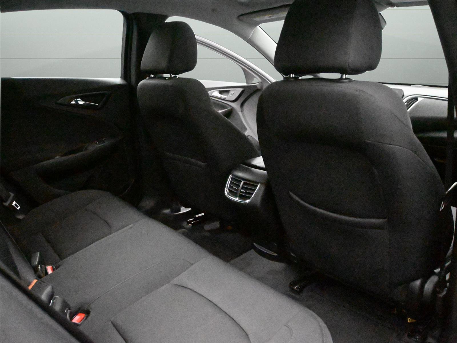 Used 2022 Chevrolet Malibu LT image 19