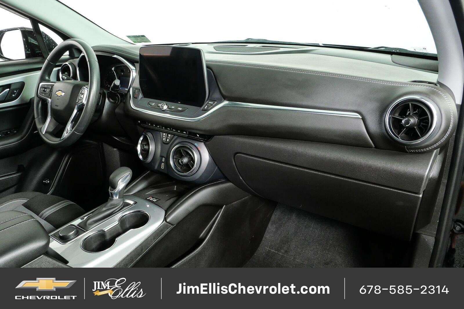 Certified 2024 Chevrolet Blazer LT w/ Convenience Package FWD image 22