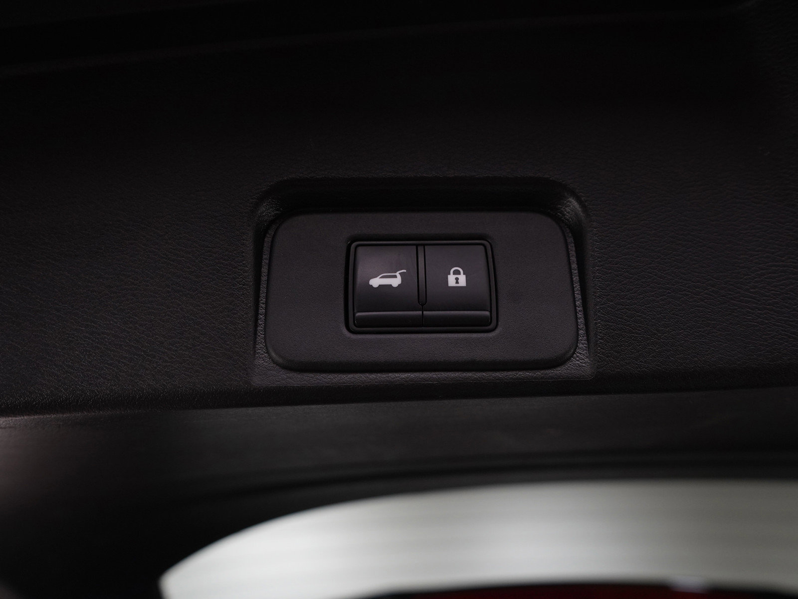 Used 2024 Nissan Rogue SV AWD/4WD image 20
