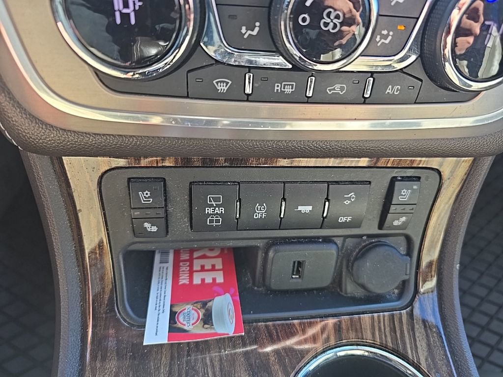 Used 2016 GMC Acadia Denali image 14