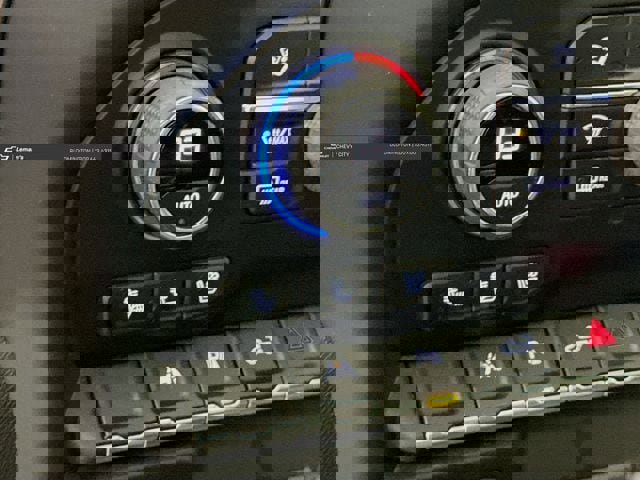 Used 2022 Chevrolet Silverado 1500 High Country w/ Technology Package image 23