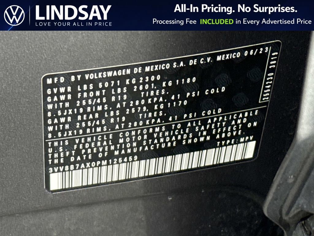 Used 2023 Volkswagen Tiguan SE R-Line AWD/4WD image 26