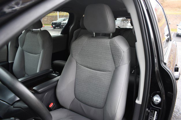 Certified 2022 Toyota Sienna LE image 17