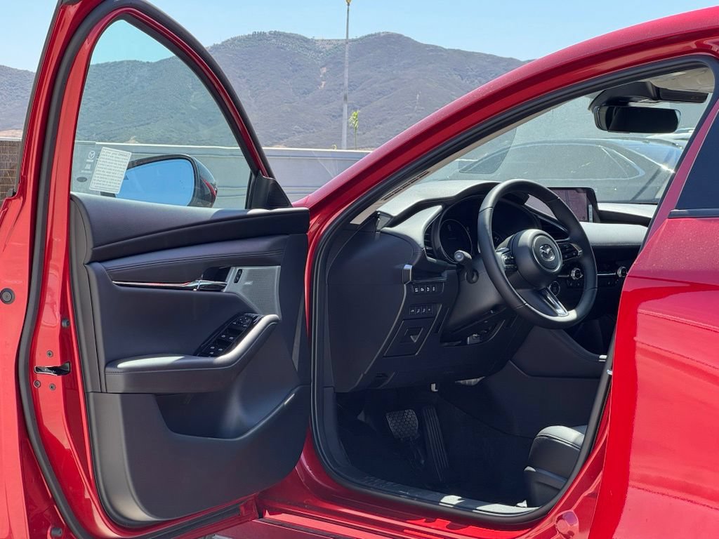 New 2026 MAZDA MAZDA3 2.5 Turbo Sedan w/Premium Plus AWD/4WD image 8