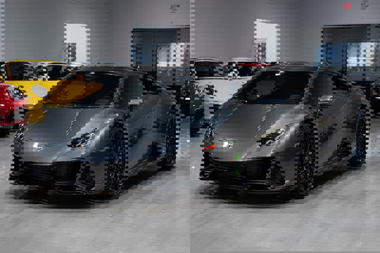 Used 2020 Lamborghini Huracan EVO image 10