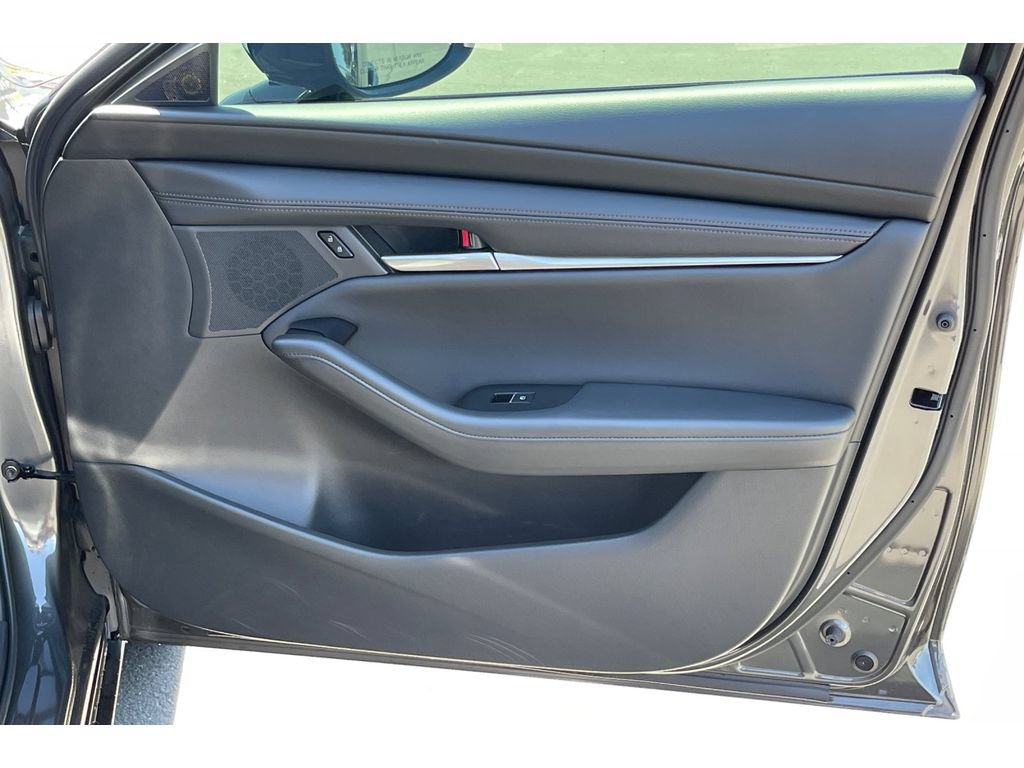 Certified 2025 MAZDA MAZDA3 s FWD image 21