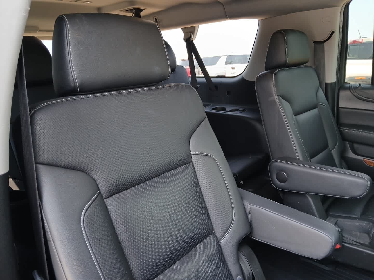 Used 2018 Chevrolet Suburban Premier AWD/4WD image 56