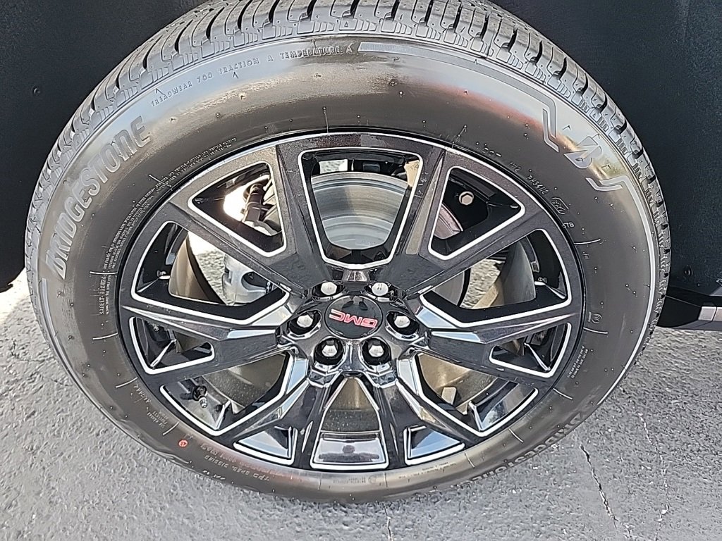 New 2026 GMC Yukon Denali image 11