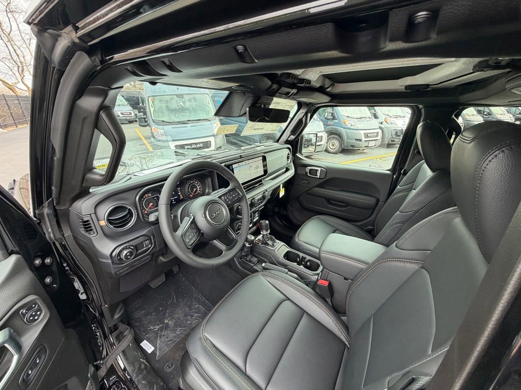 New 2026 Jeep Gladiator Sahara image 10