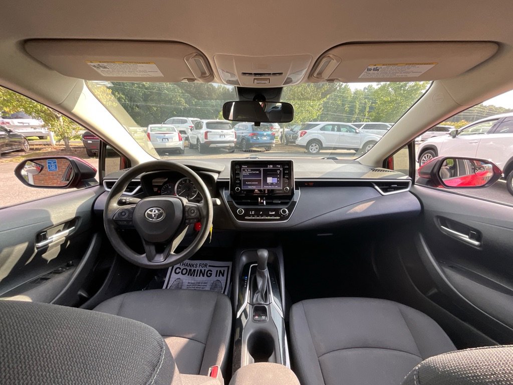 Used 2021 Toyota Corolla LE image 20