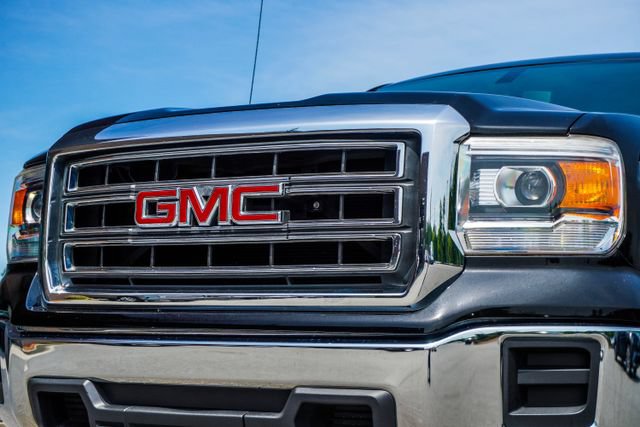 Used 2014 GMC Sierra 1500 SLE RWD image 2