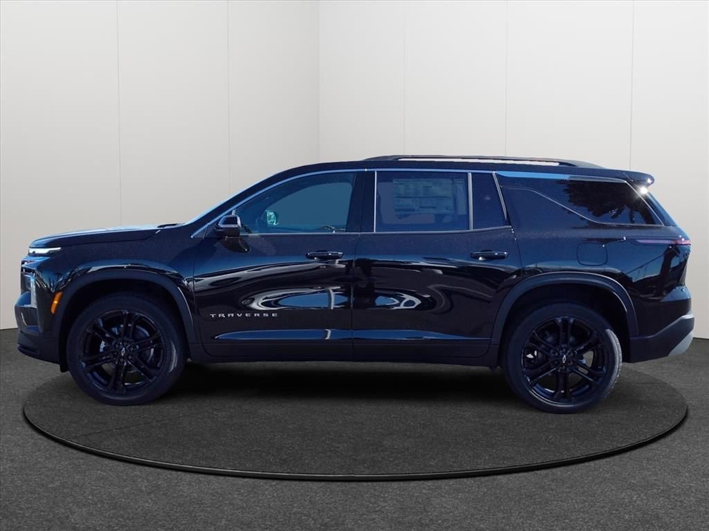 New 2026 Chevrolet Traverse LT w/ LPO, Floor Liner Package image 2