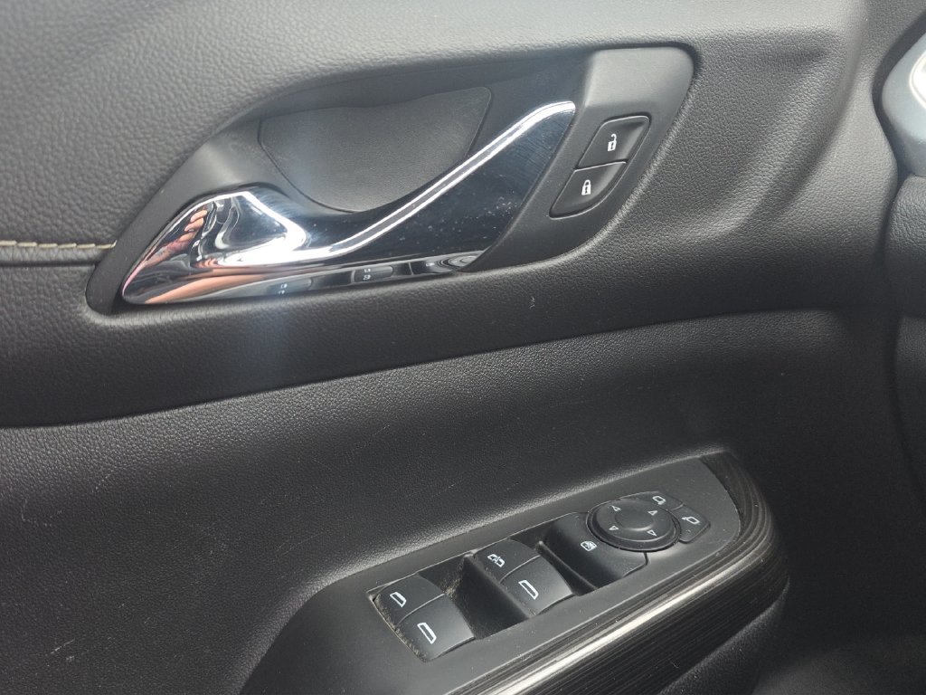 Used 2019 GMC Acadia SLT AWD/4WD image 10