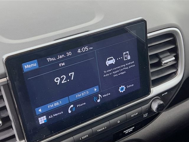 Certified 2025 Hyundai Venue SEL image 15