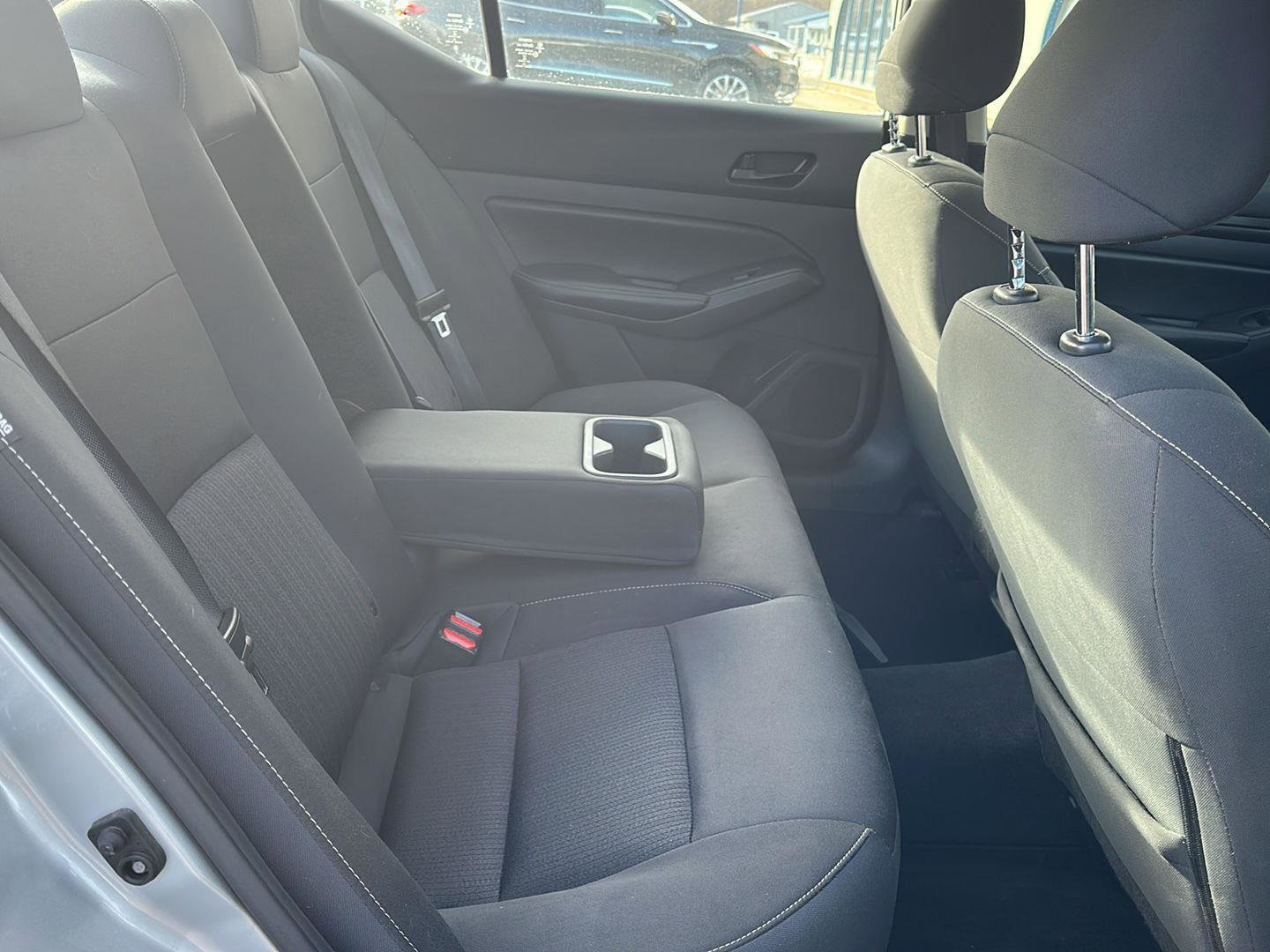 Used 2024 Nissan Altima 2.5 SV image 12