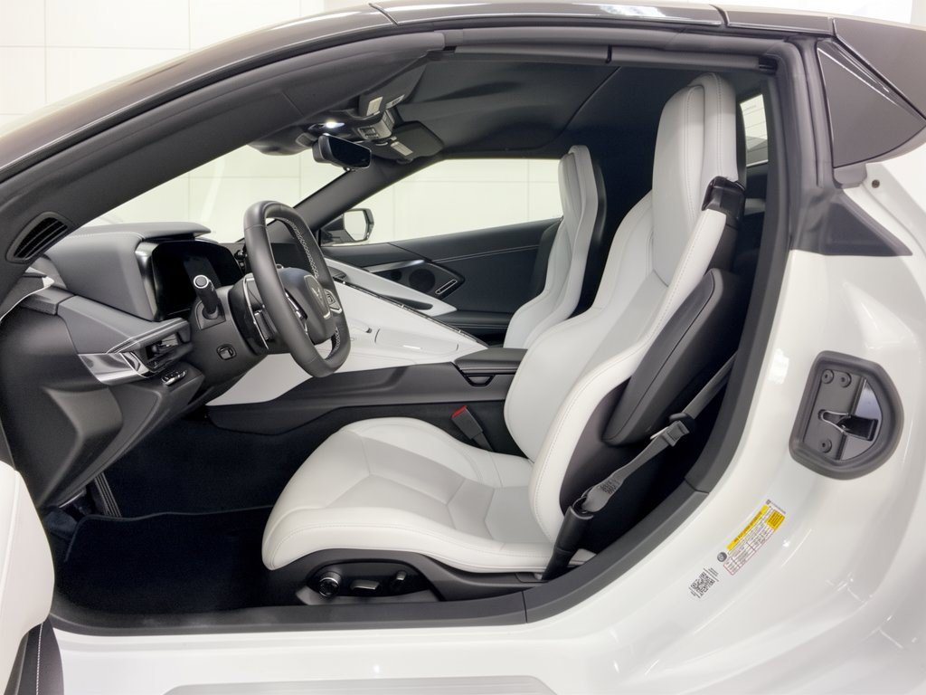 Used 2024 Chevrolet Corvette Stingray Preferred Conv w/ Stealth Interior Trim Package RWD image 5