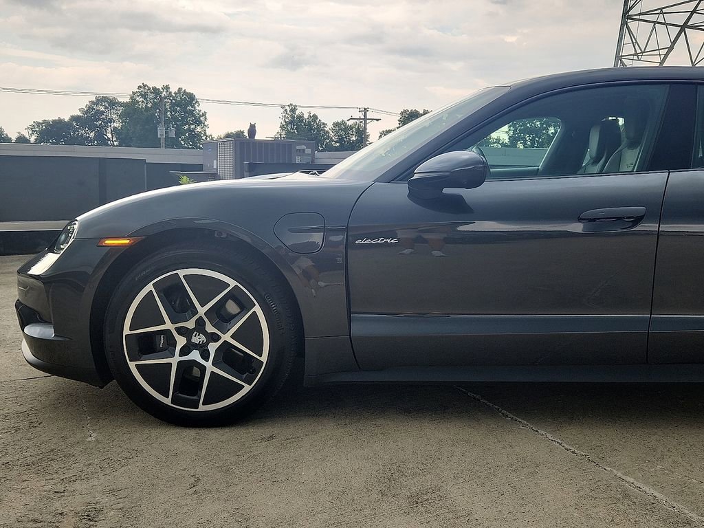 Certified 2025 Porsche Taycan image 6