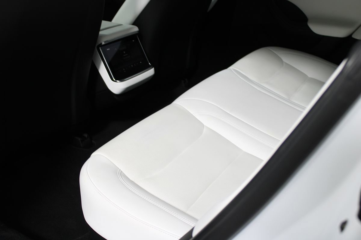 Used 2022 Tesla Model S AWD/4WD image 25