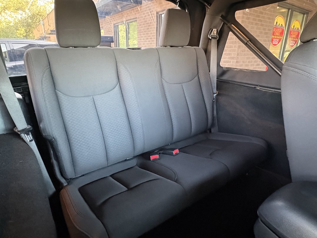 Used 2018 Jeep Wrangler Sport AWD/4WD image 25