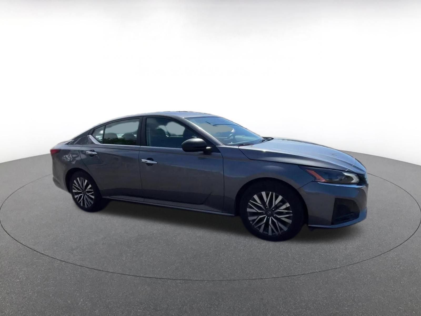 Used 2025 Nissan Altima 2.5 SV FWD video 2
