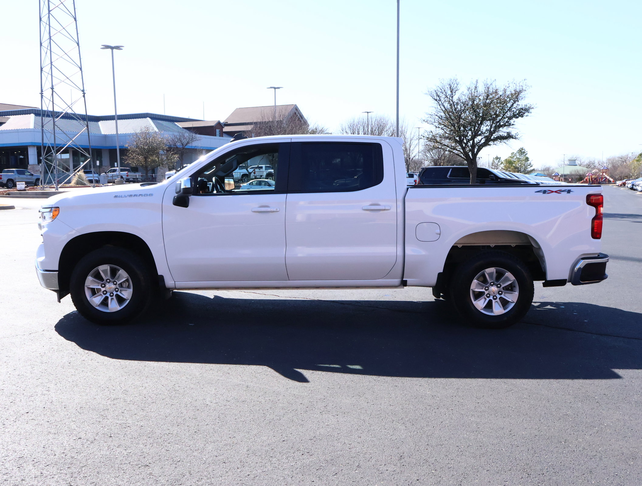 Used 2025 Chevrolet Silverado 1500 LT image 30