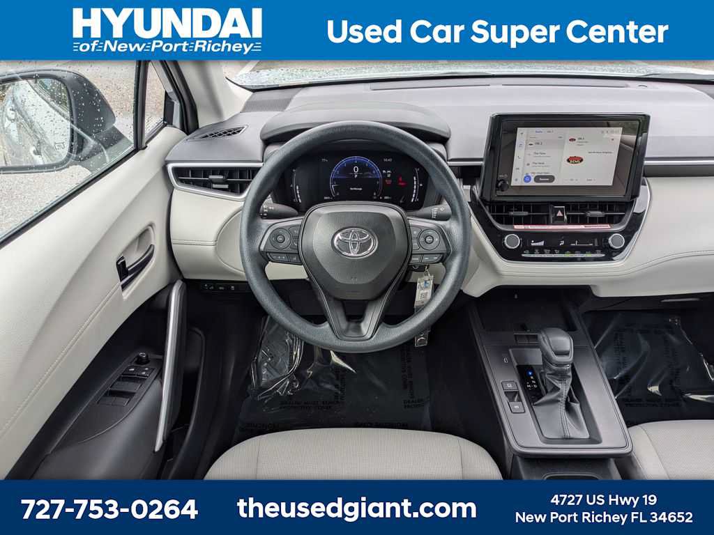 Used 2026 Toyota Corolla Cross L FWD image 17