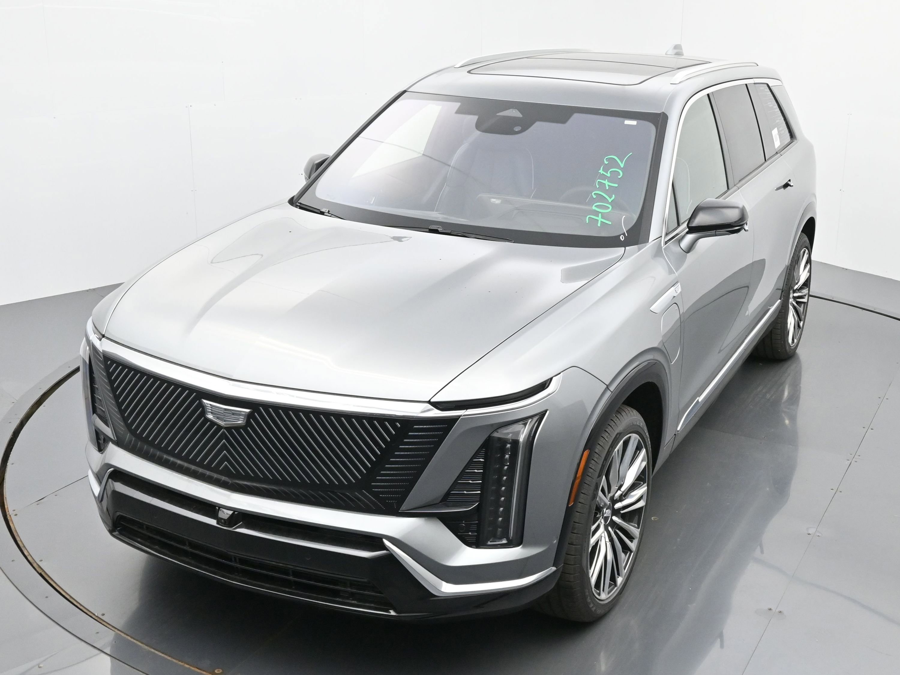 New 2026 Cadillac Vistiq Premium Luxury w/ LPO, Floor Liner Package image 23