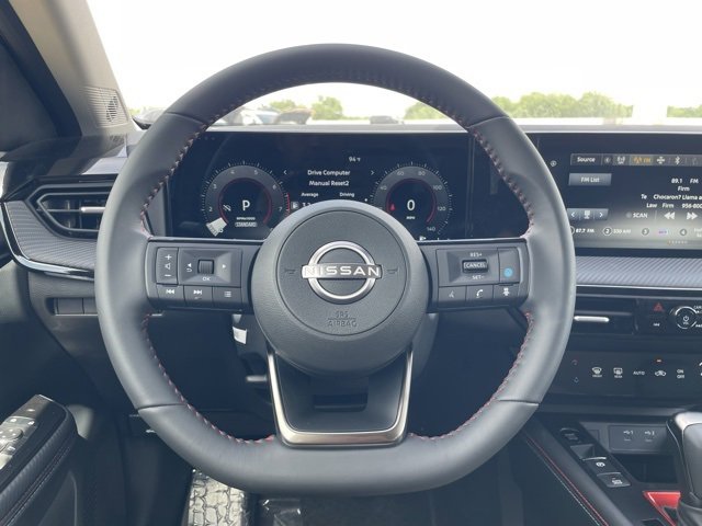 New 2025 Nissan Kicks SR image 8