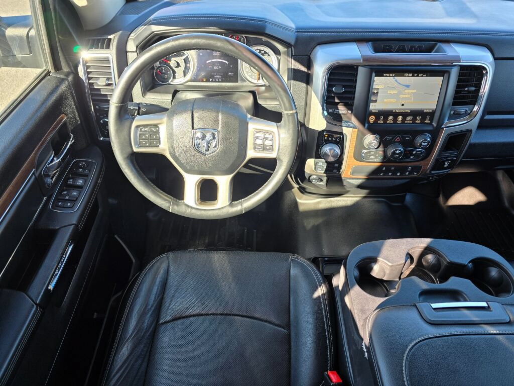 Used 2017 RAM 1500 Laramie AWD/4WD image 2