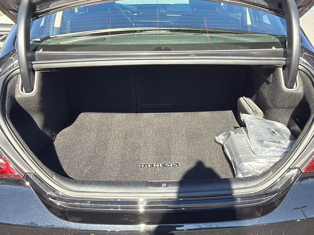 Used 2026 Genesis G70 2.5T Prestige image 18