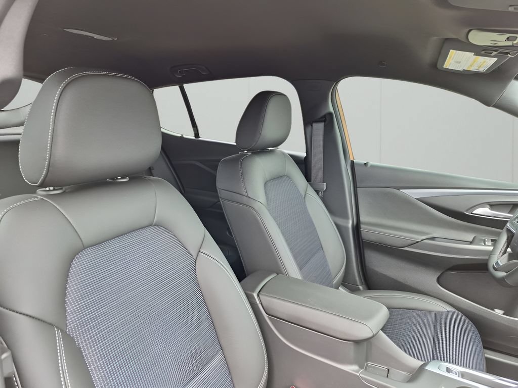 New 2026 Buick Envista Sport Touring w/ Convenience I Package FWD image 17