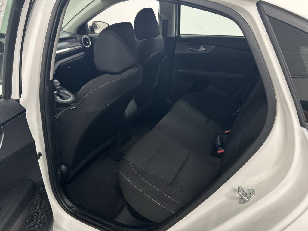 Used 2020 Kia Forte LXS FWD image 19