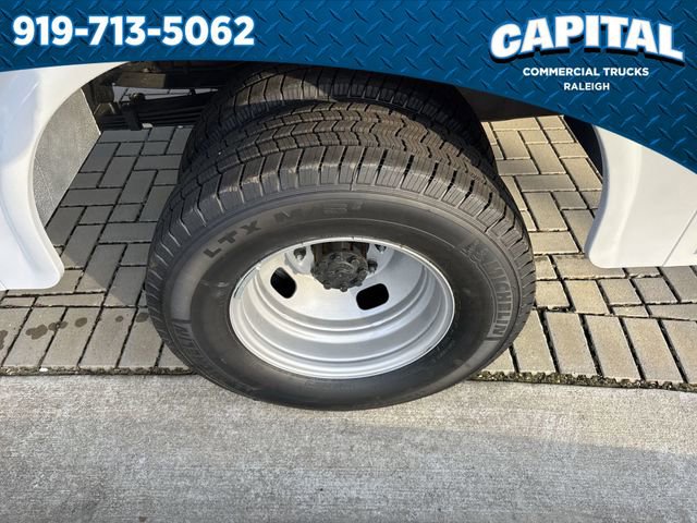 New 2026 Ford F350 XL w/ XL Chrome Package image 13