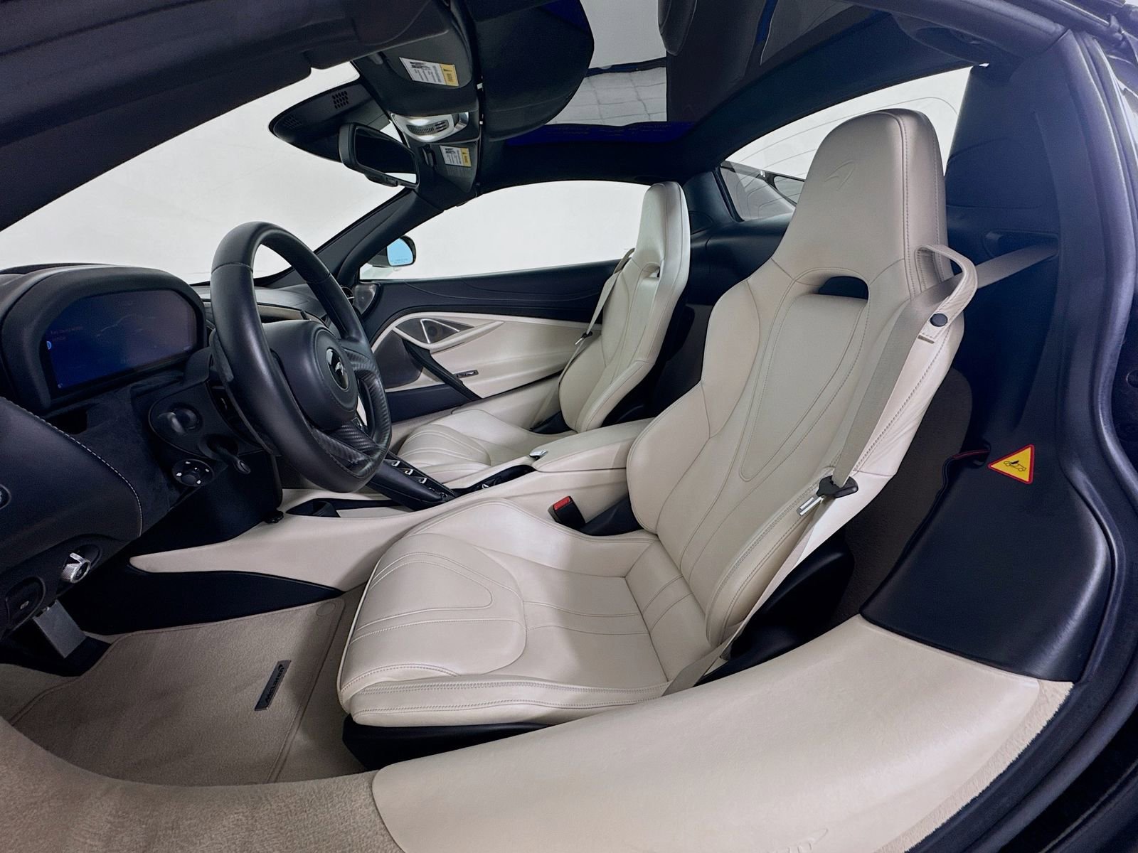 Used 2020 McLaren 720S Spider image 20