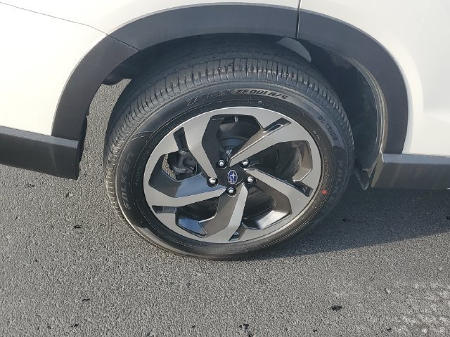 Certified 2024 Subaru Forester Touring AWD/4WD image 5
