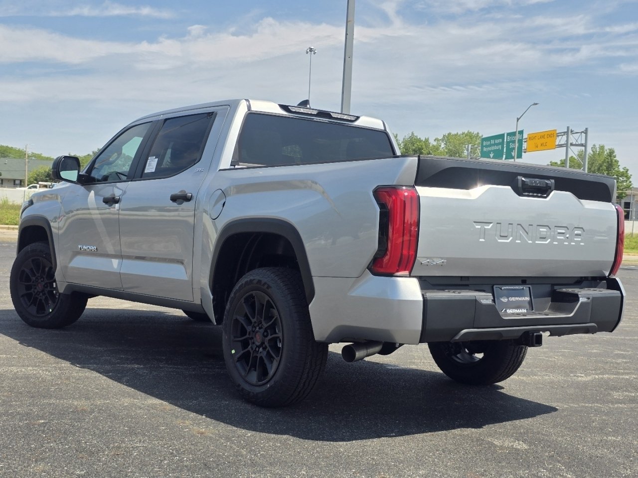 New 2026 Toyota Tundra SR5 AWD/4WD image 12