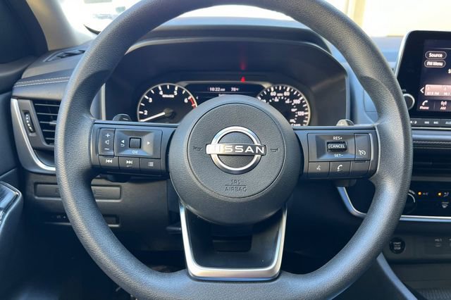 Used 2024 Nissan Rogue S image 29