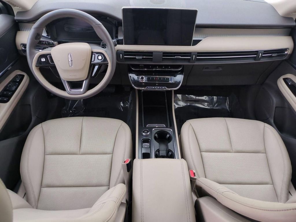 Used 2023 Lincoln Corsair AWD w/ Equipment Group 101A image 28