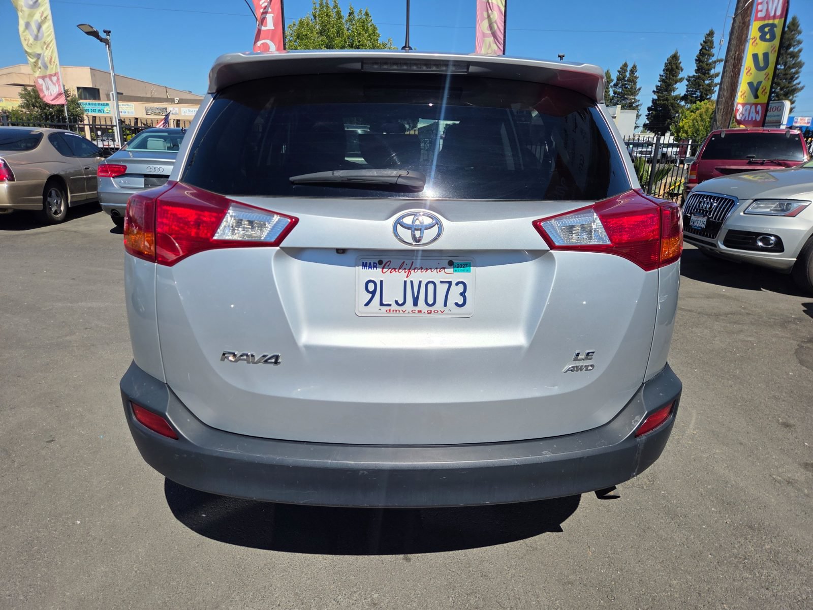 Used 2013 Toyota RAV4 LE AWD/4WD image 3