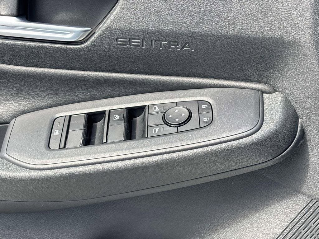 New 2026 Nissan Sentra SV FWD image 8